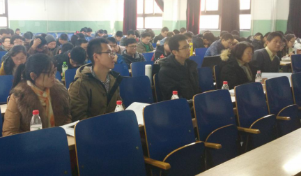 尊龙凯时平台1315大班优良学风班建设答辩活动成功举办
